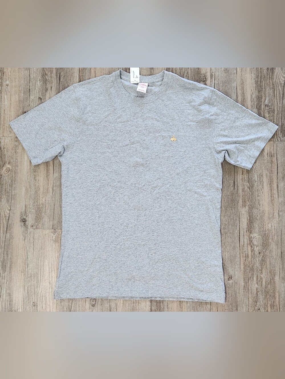 Brooks Brothers Gray t-shirt size Large Cotton with‎ embroidered Logo preppy